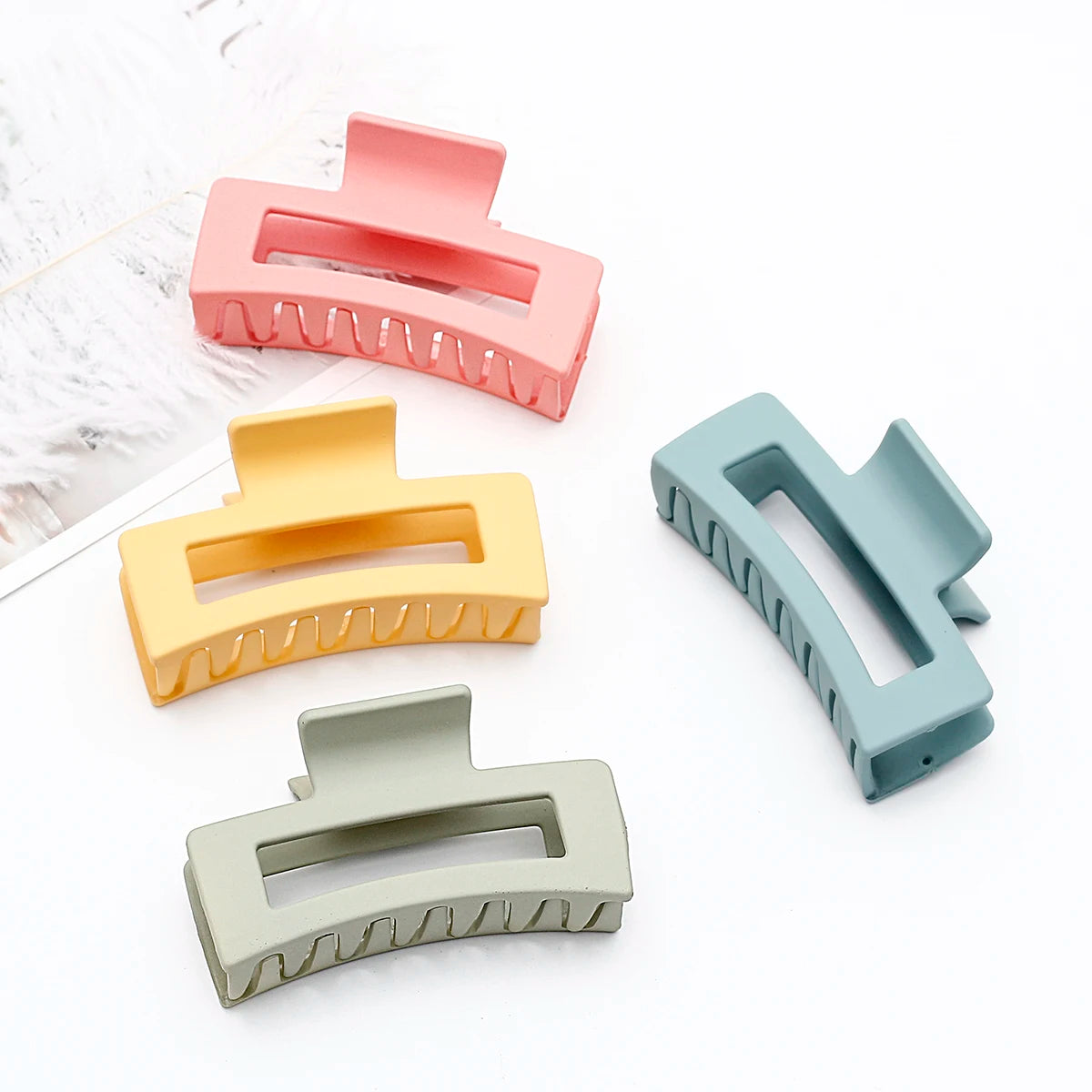 Luja ja liukumaton hiussolki 4 kpl settinä