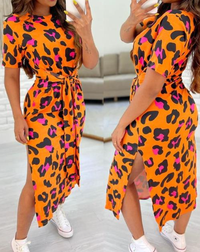 2023 Mukava mekko kauniilla kuviolla ja halkiolla