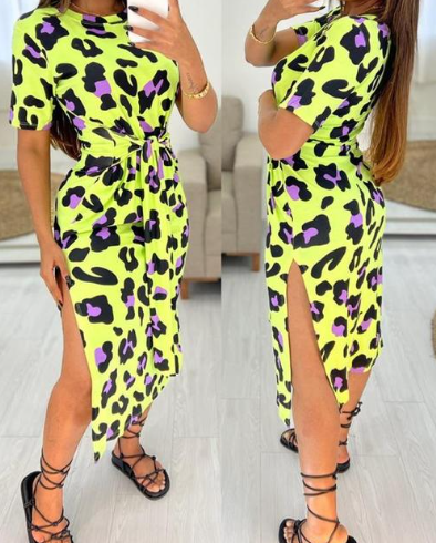 2023 Mukava mekko kauniilla kuviolla ja halkiolla