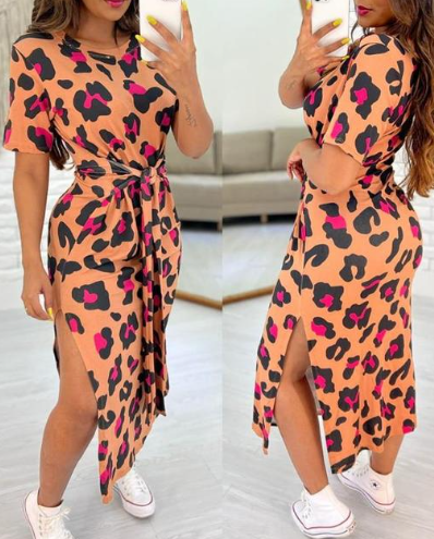 2023 Mukava mekko kauniilla kuviolla ja halkiolla